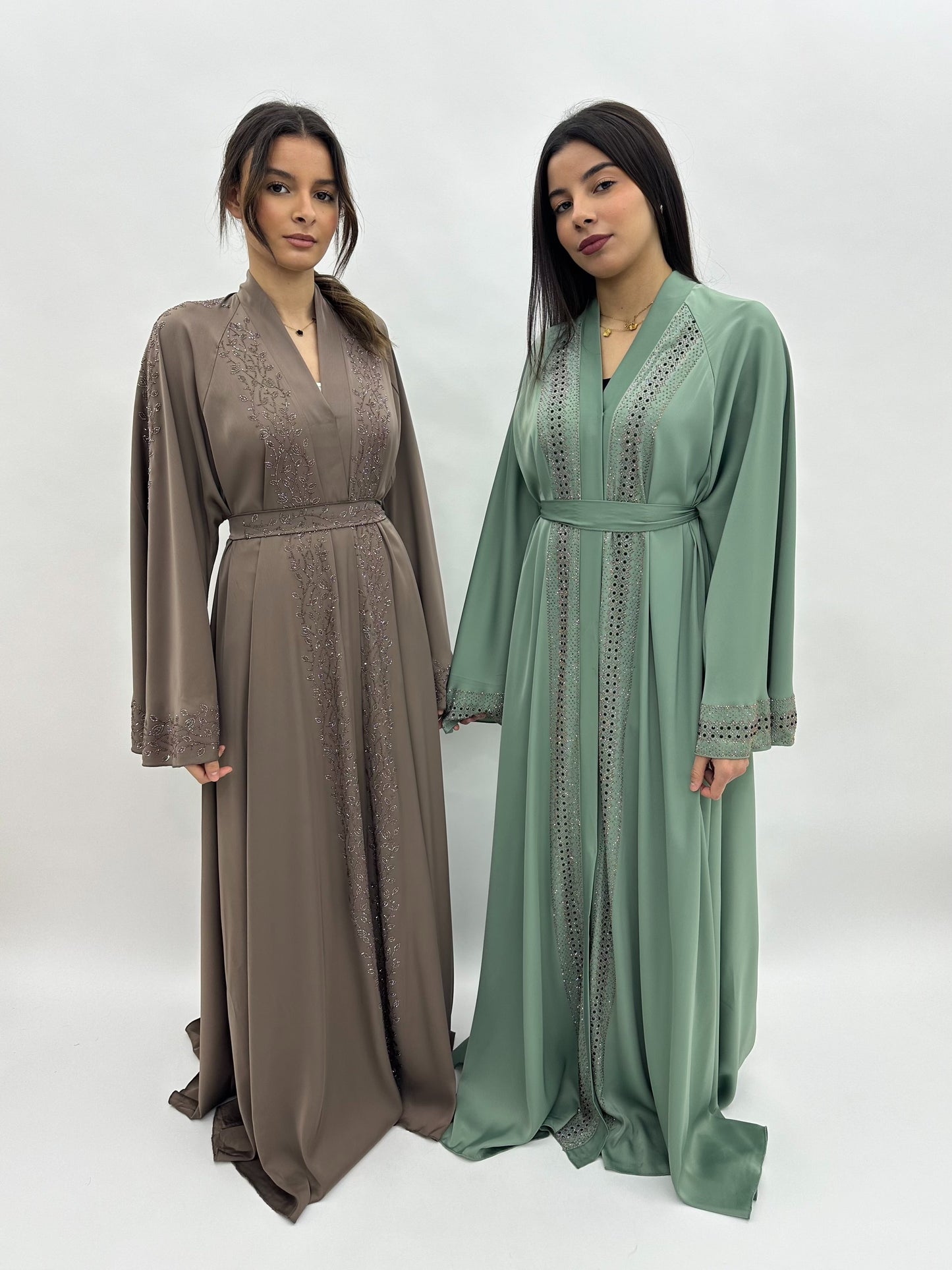 Abaya Dubai Hayat – Taupe MaraAbaya