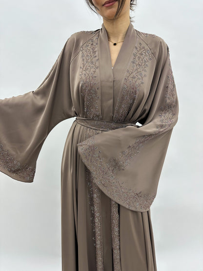 Abaya Dubai Hayat – Taupe MaraAbaya