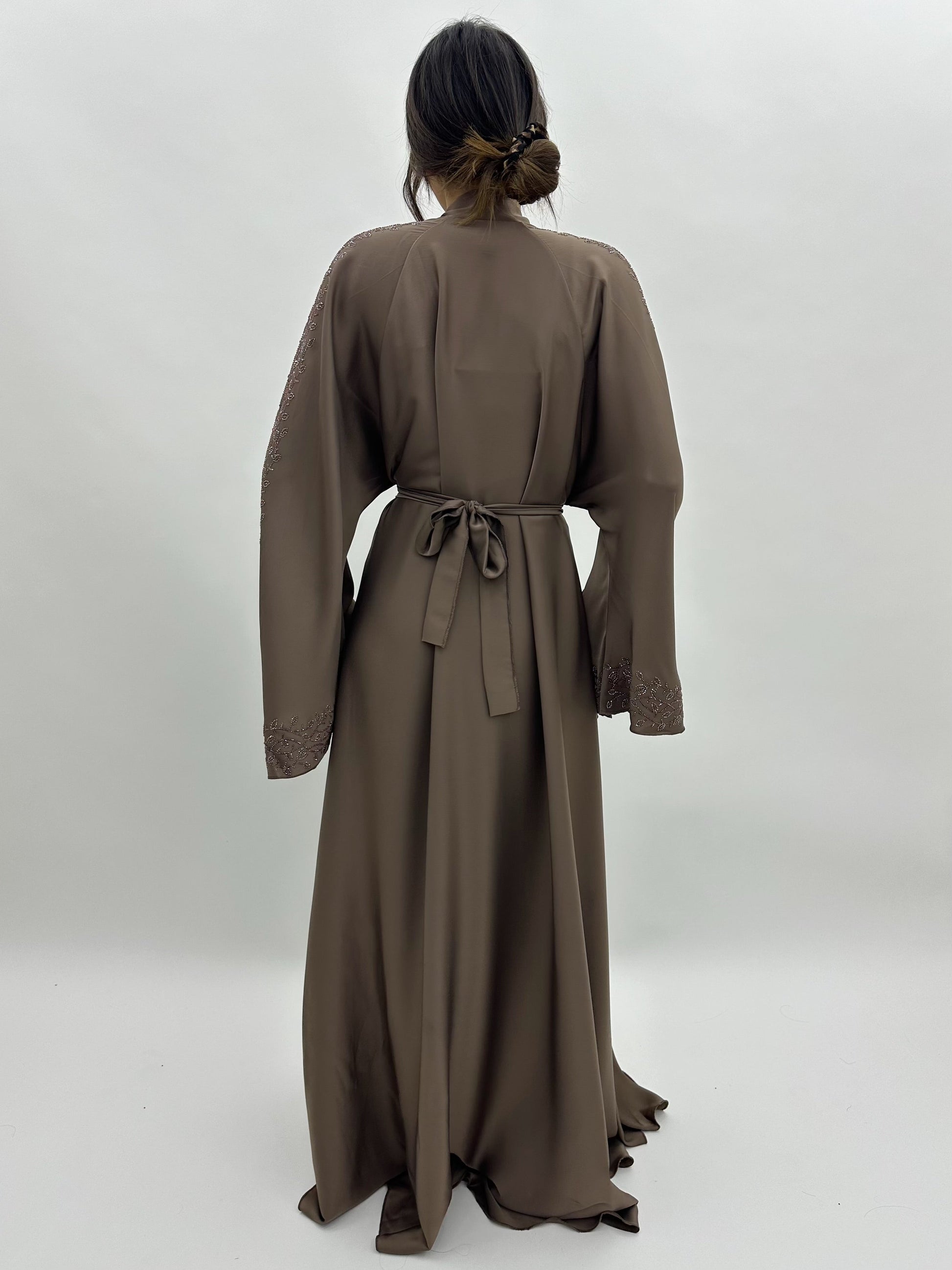 Abaya Dubai Hayat – Taupe MaraAbaya