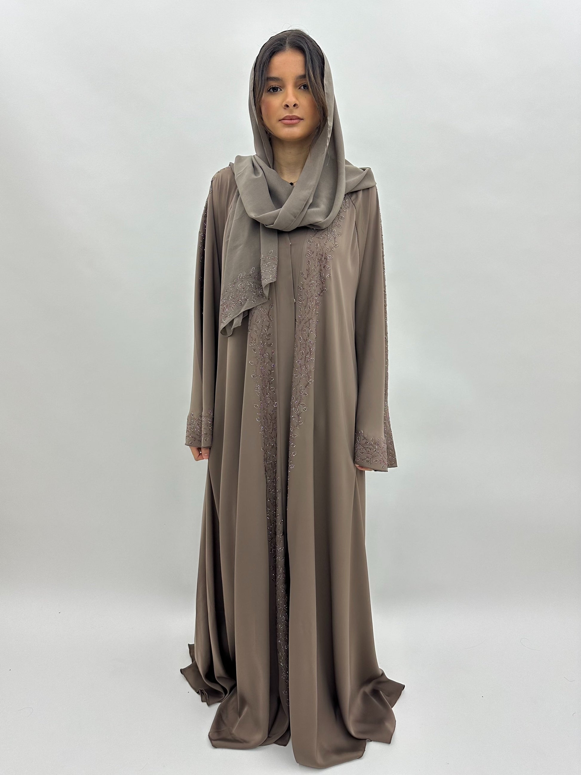 Abaya Dubai Hayat – Taupe MaraAbaya