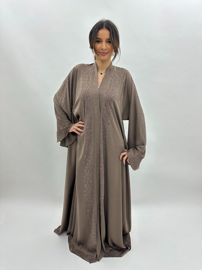 Abaya Dubai Hayat – Taupe MaraAbaya